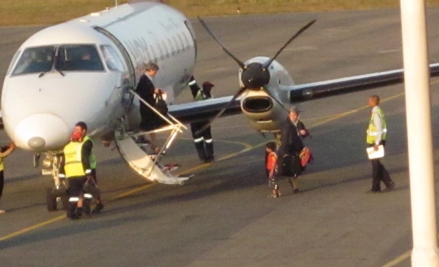 Arrivo all'aeroporto di Beira di Madre Samuela e Suor Rita