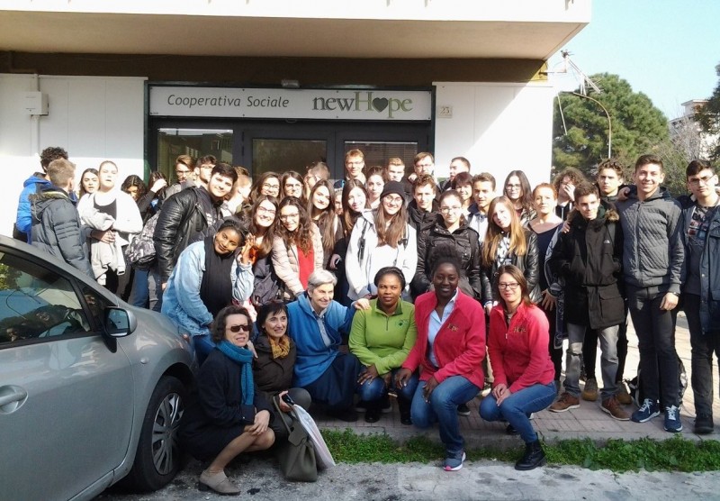 Febbraio 2017 Gruppo  Erasmus + O.M.M.E. (Opportunities of migration to multicultural Europe), promosso dall’Istituto Statale d’Istruzione Secondaria Superiore “E. Amaldi – C. Nevio” di S. Maria Capua Vetere