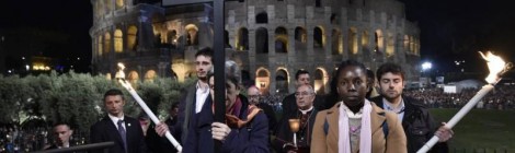 ROMA - Via Crucis al Colosseo